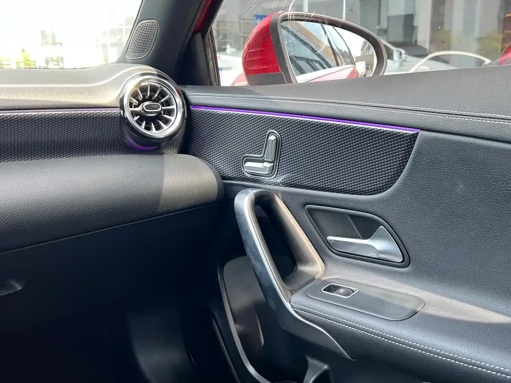 Mercedes-Benz A-Class — миниатюра 18