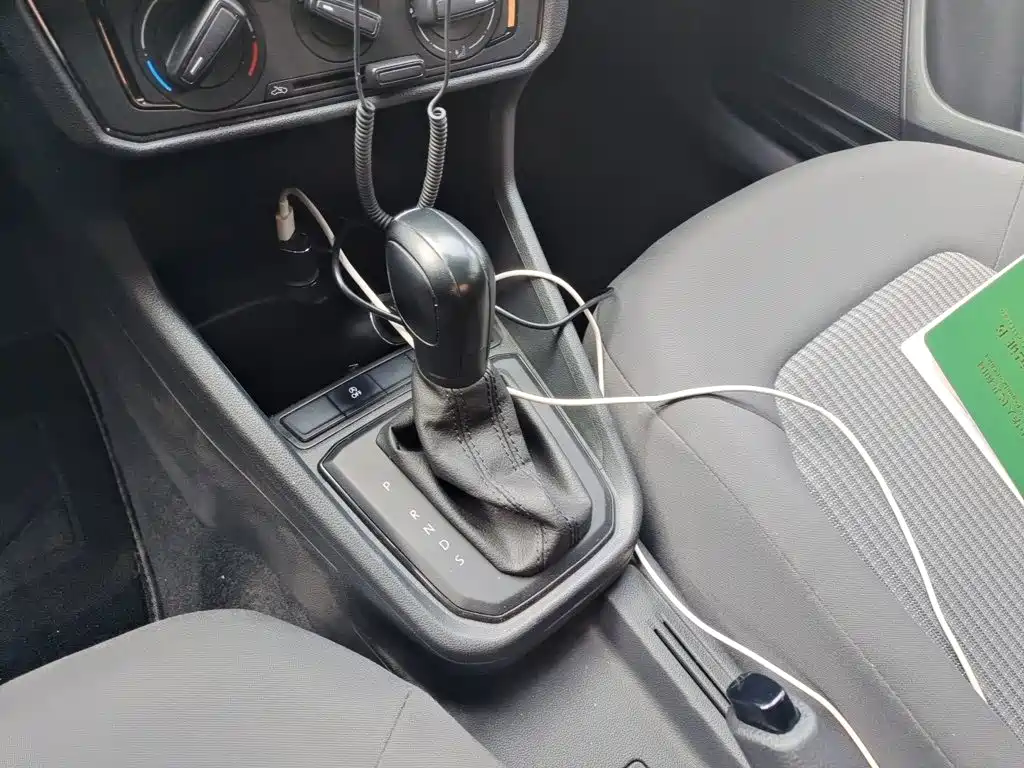 Volkswagen Santana — миниатюра 7