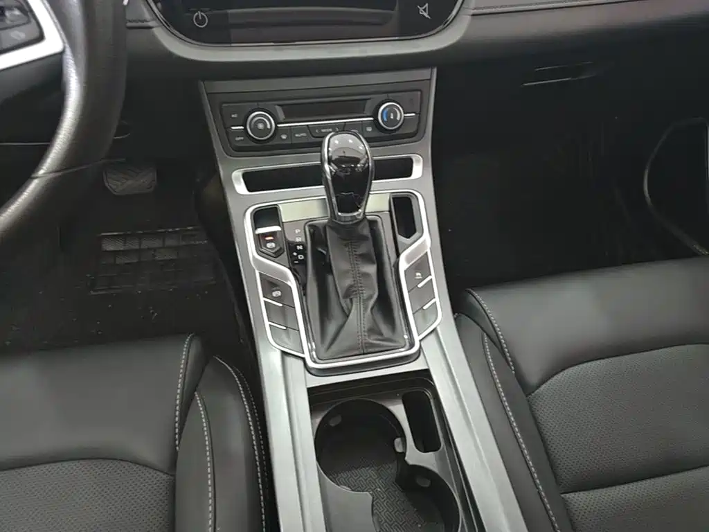 Geely Emgrand — миниатюра 14