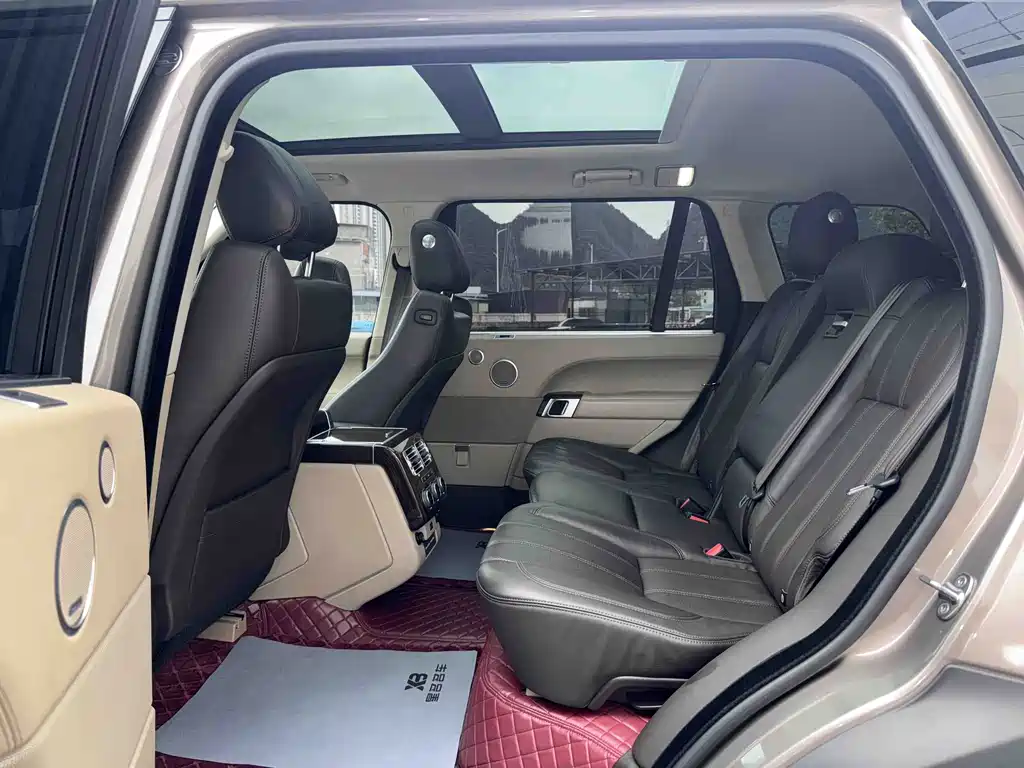 Land Rover Range Rover — миниатюра 12