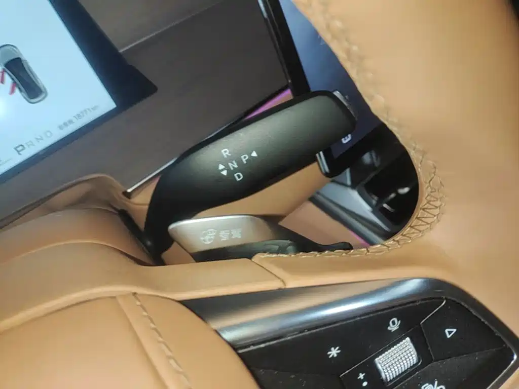 BYD Han L — миниатюра 14