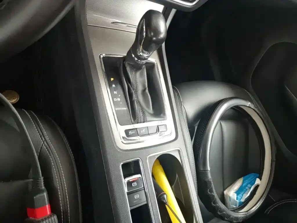 Roewe i6 Classic — миниатюра 14