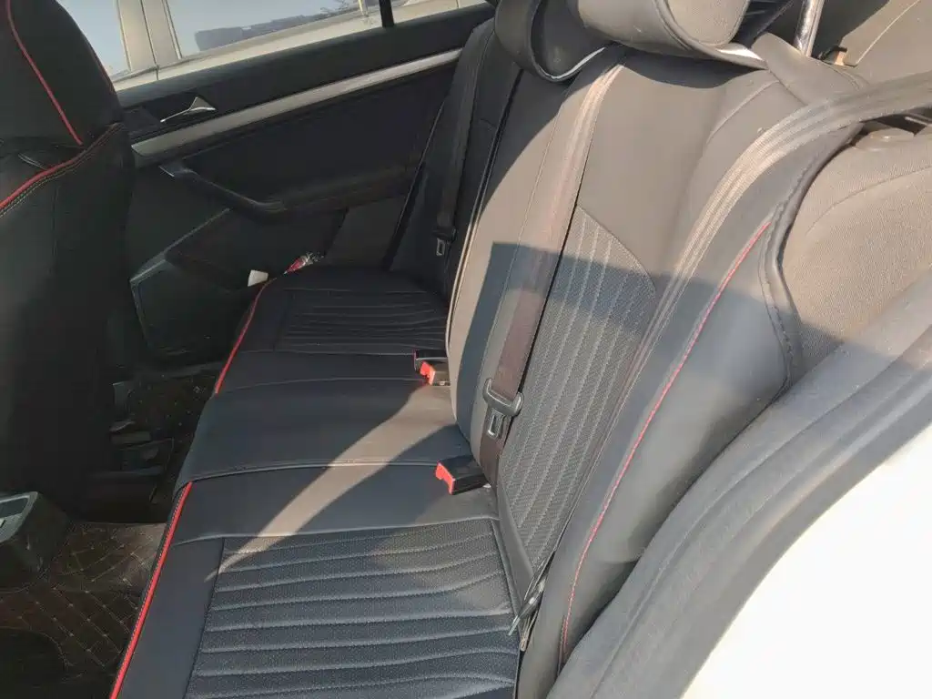 Volkswagen Lavida — миниатюра 15