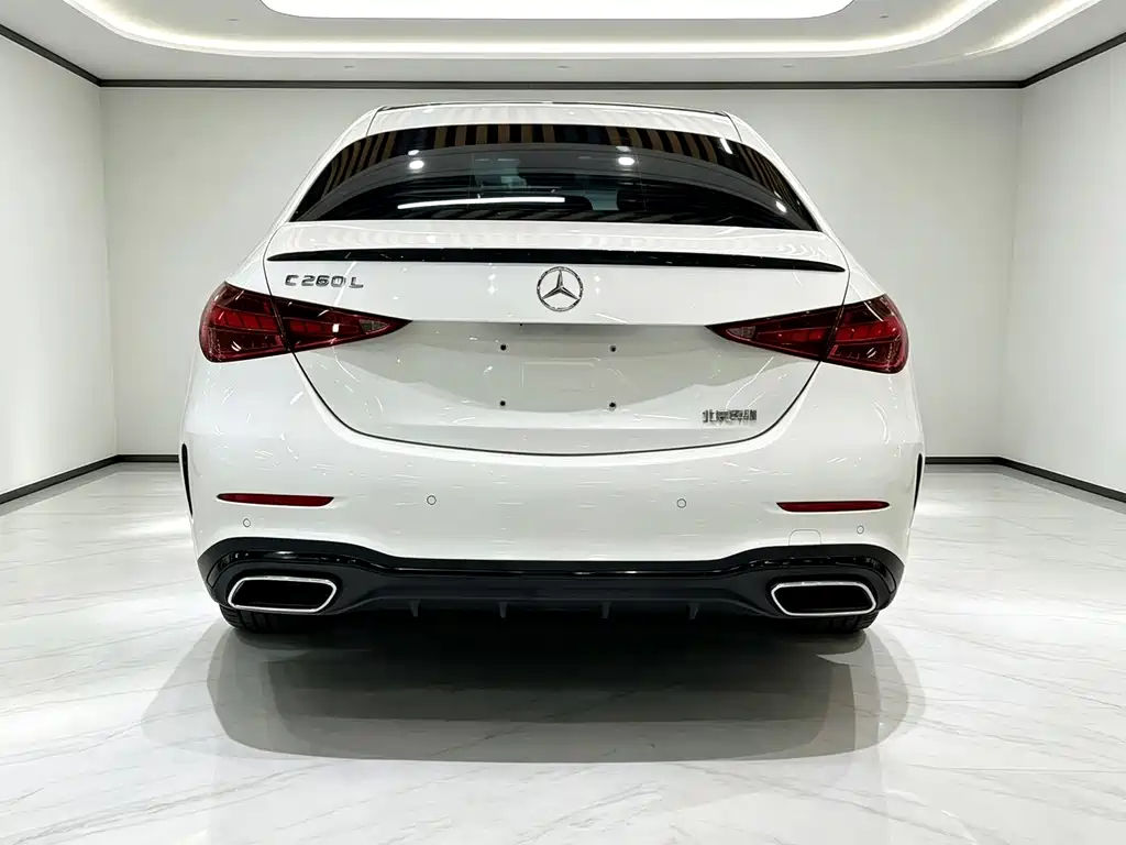 Mercedes-Benz C-Class — миниатюра 10
