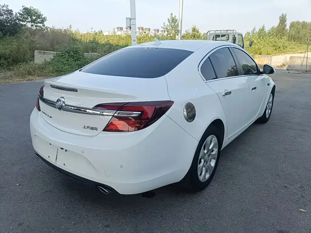 Buick Regal — миниатюра 7