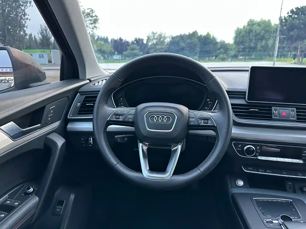 Audi Q5L — миниатюра 20