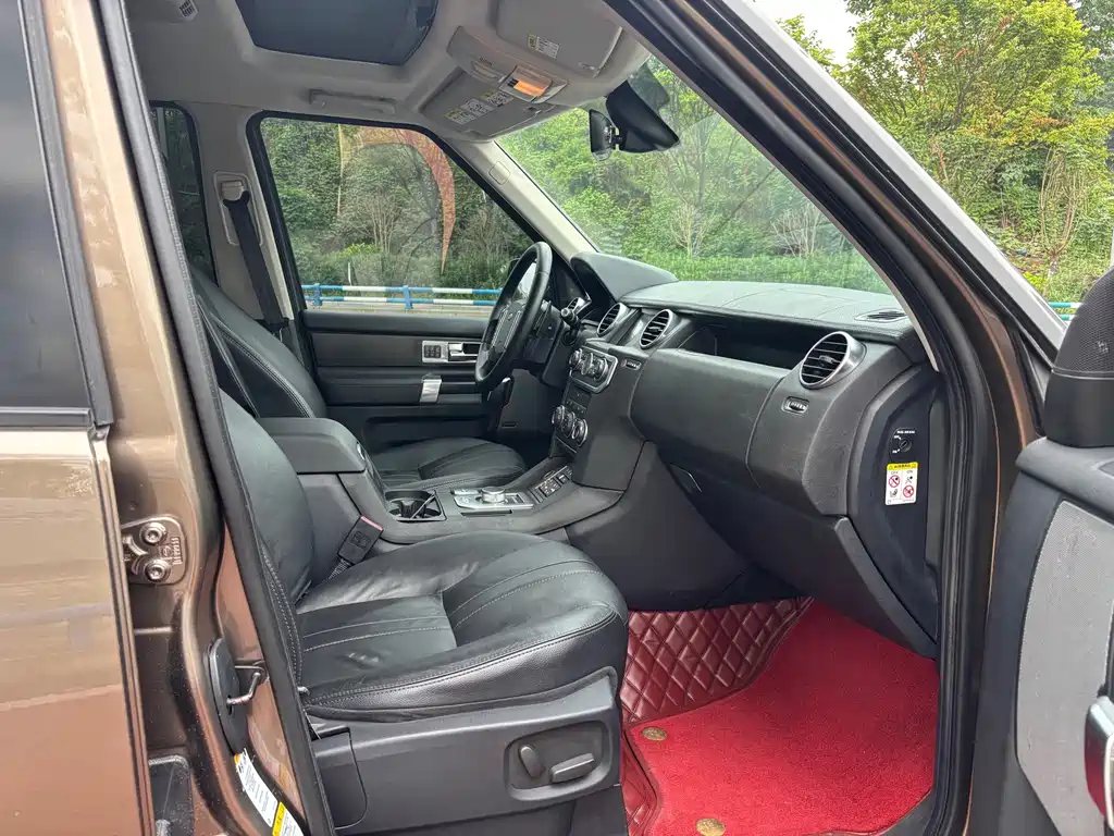 Land Rover Discovery — миниатюра 9