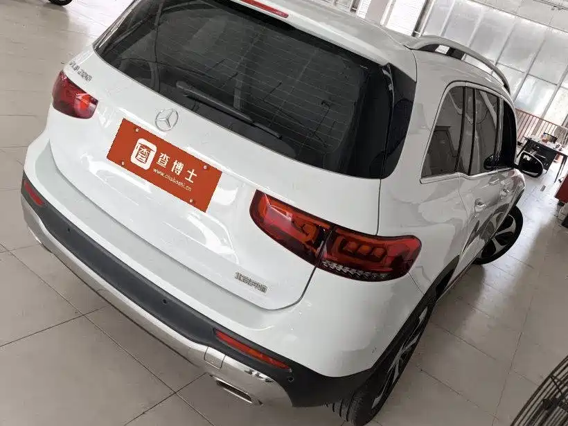 Mercedes-Benz GLB — миниатюра 4