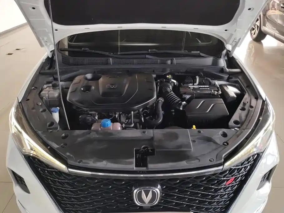 Changan Eado — миниатюра 10