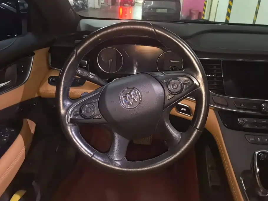 Buick LaCrosse — миниатюра 15