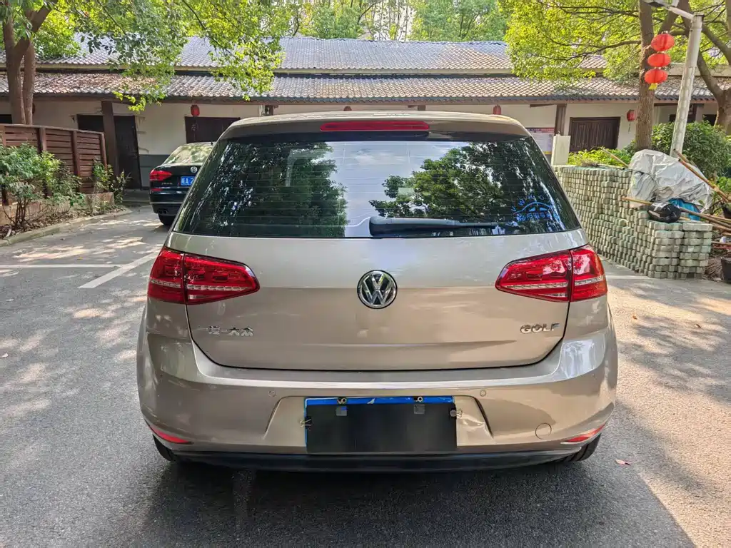 Volkswagen Golf — миниатюра 5