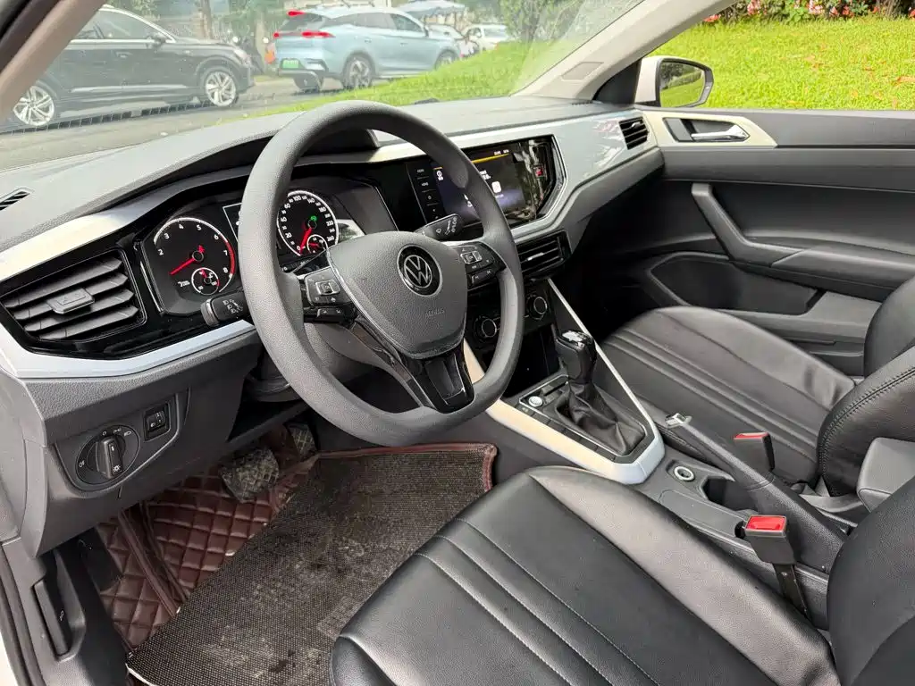 Volkswagen Polo — миниатюра 7