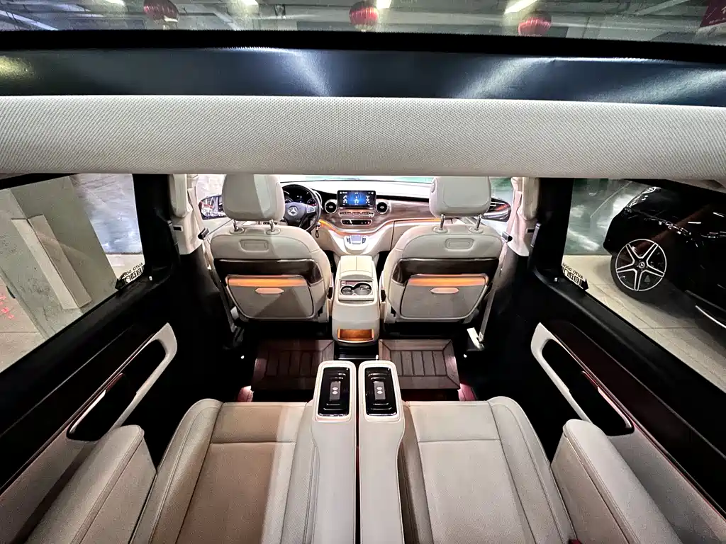 MERCEDES-BENZ V CLASS