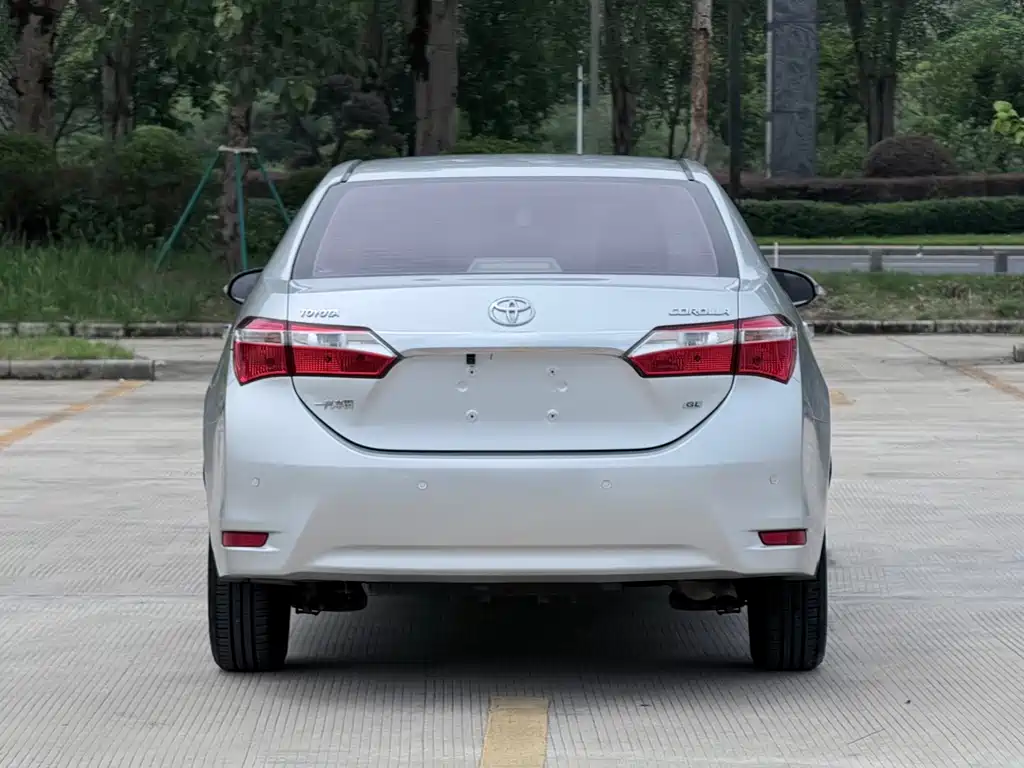 Toyota Corolla — миниатюра 5