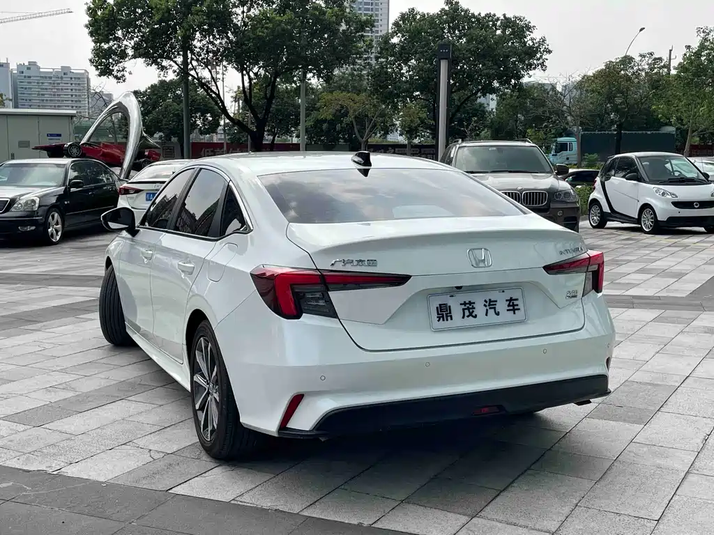 Honda Integra — миниатюра 6