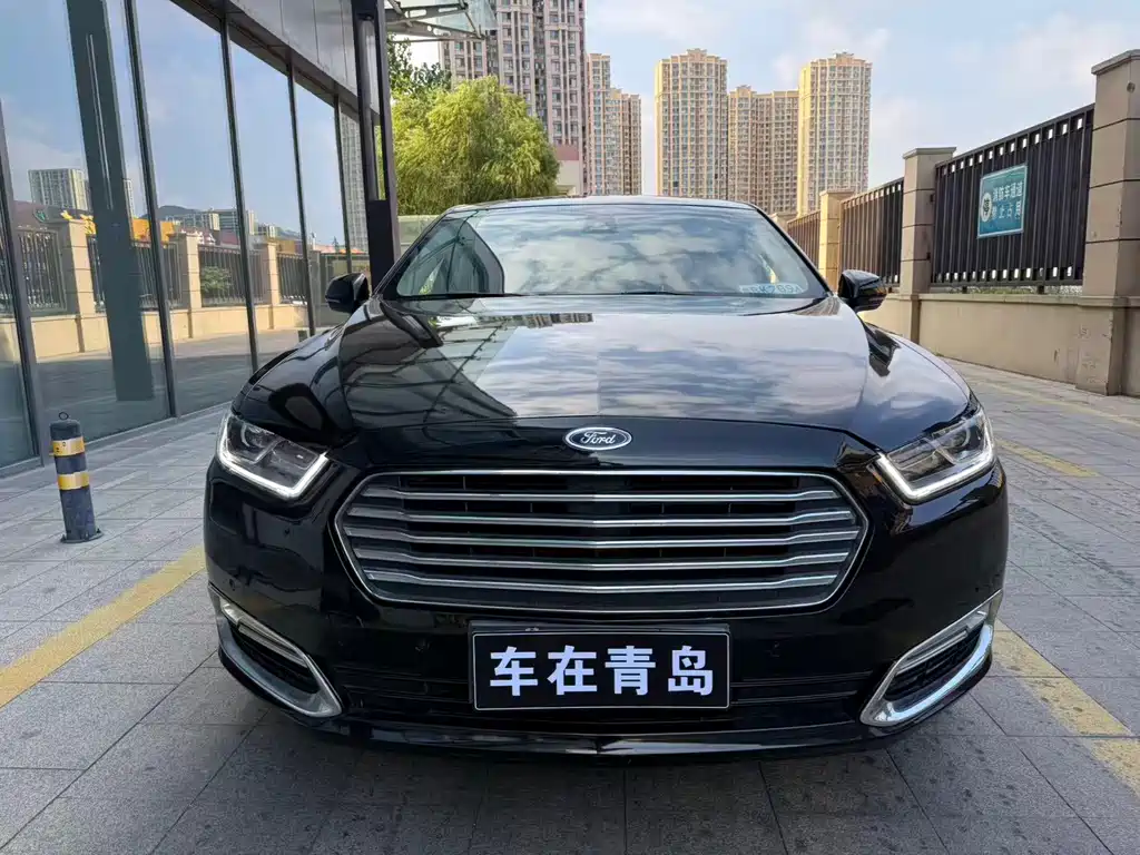 Ford Taurus — миниатюра 2