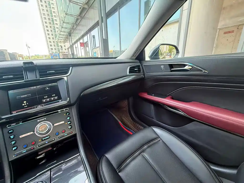 Ford Taurus — миниатюра 12