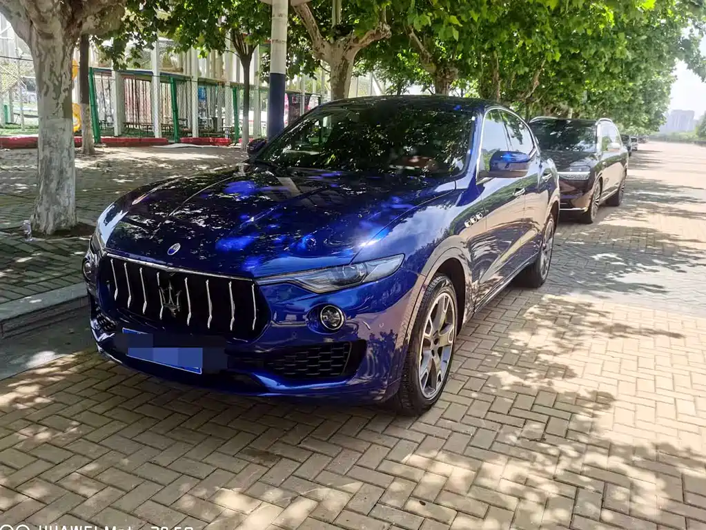 Купить Maserati Levante