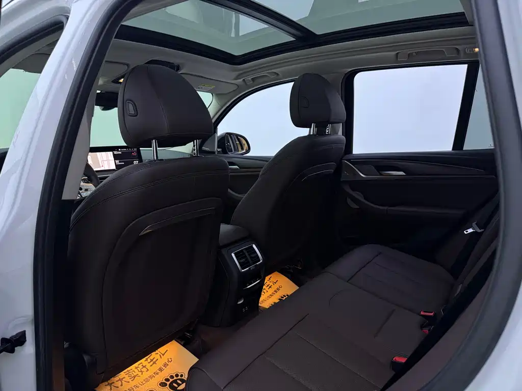 BMW X3 — миниатюра 6