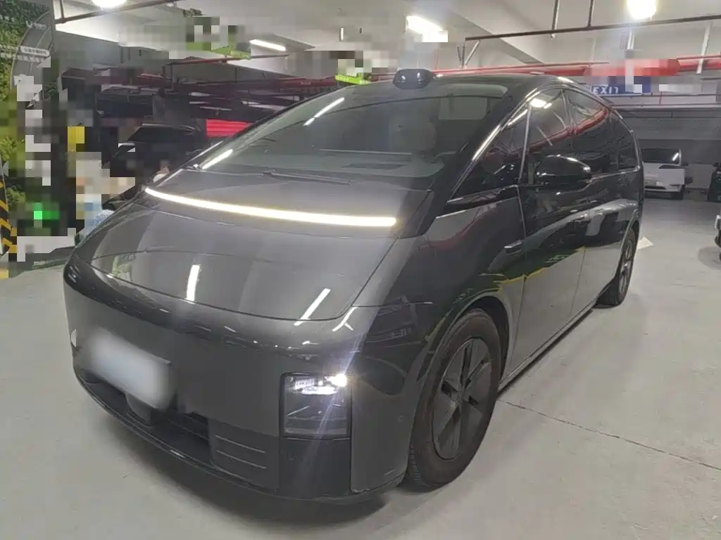 Li Auto Li MEGA — миниатюра 2