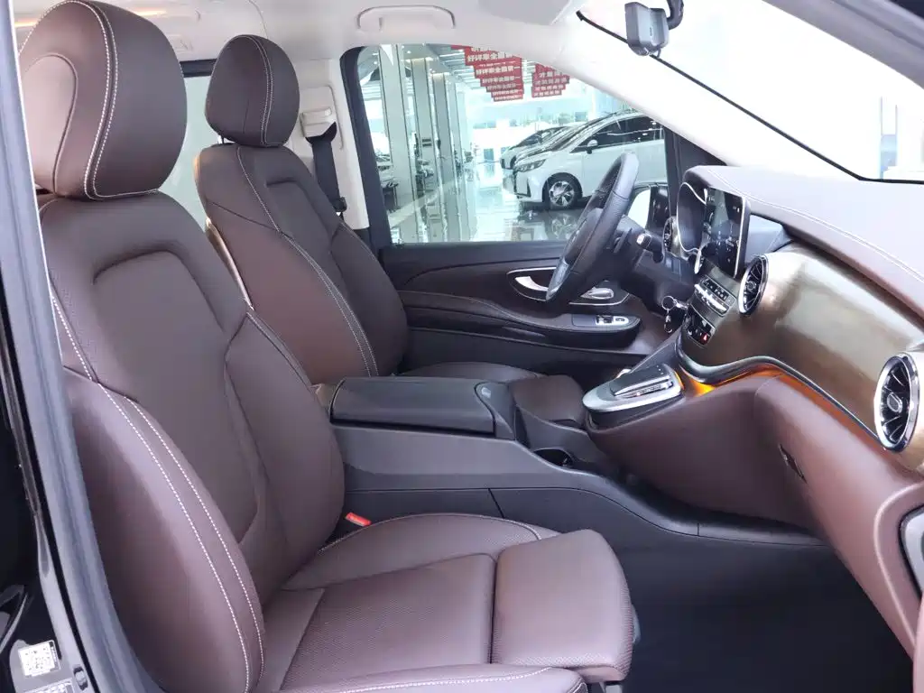 Mercedes-Benz V-Class — миниатюра 21