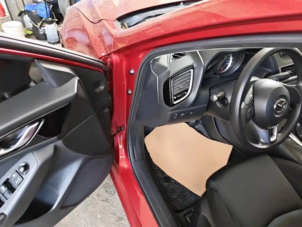 Mazda 3 Axela — миниатюра 16