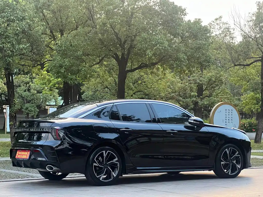 Lynk & Co 03 — миниатюра 23