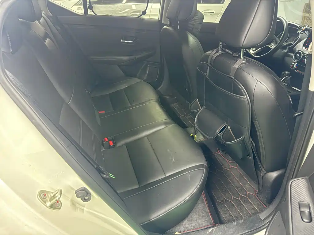 Nissan Sylphy — миниатюра 12