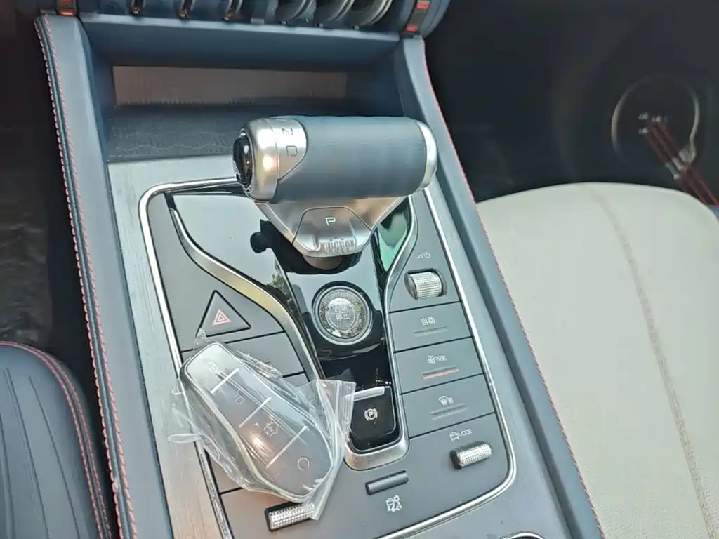 BYD Yuan Plus — миниатюра 14