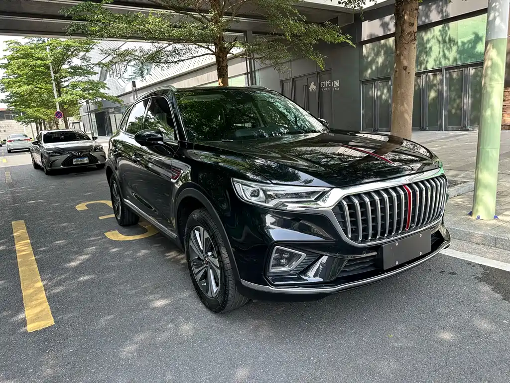 Hongqi HS5 2019 2.0T