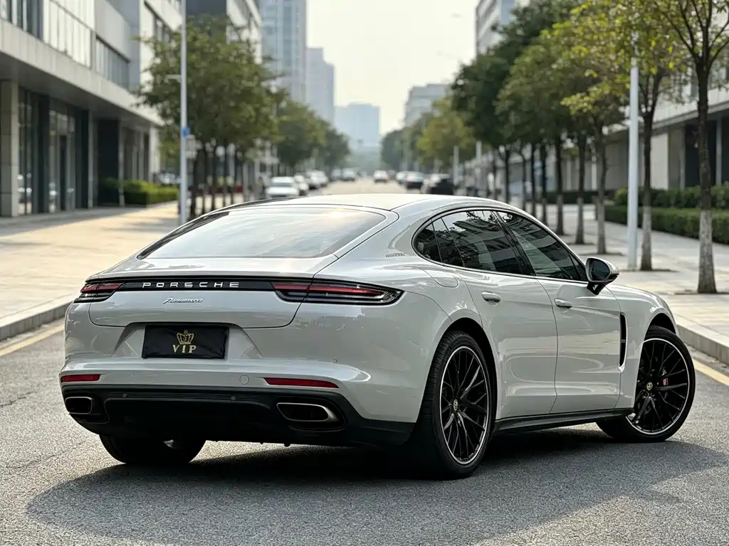 Porsche Panamera — миниатюра 9