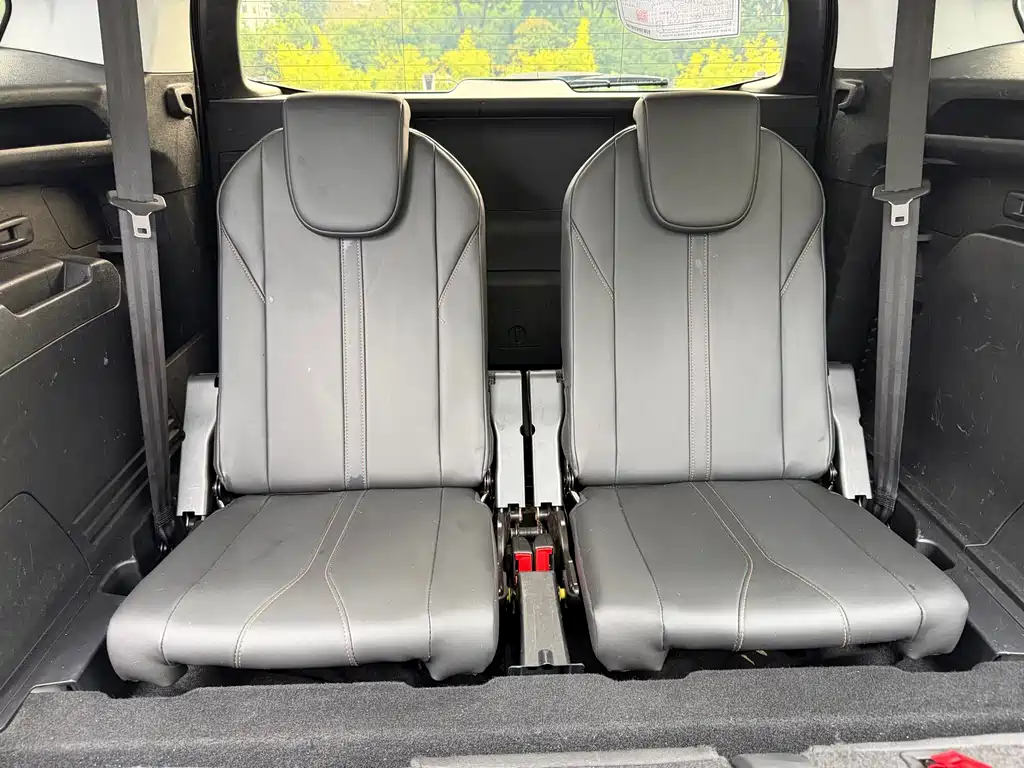 Peugeot 5008 — миниатюра 10