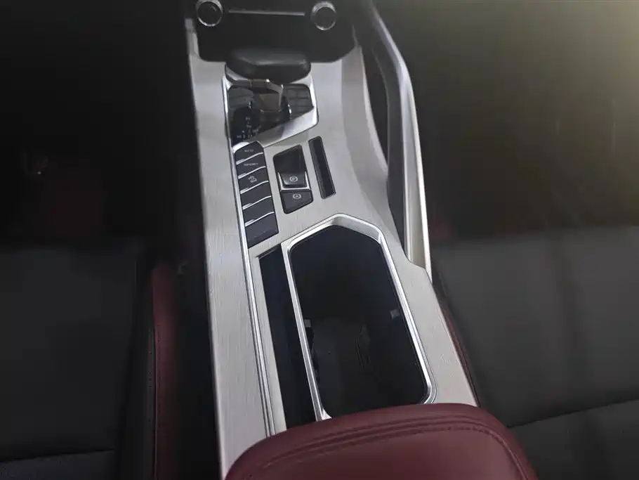 GEELY AUTOMOBILE BINYUE