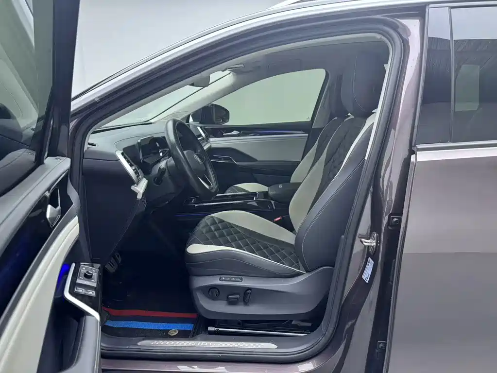 Volkswagen ID.6 Crozz — миниатюра 7