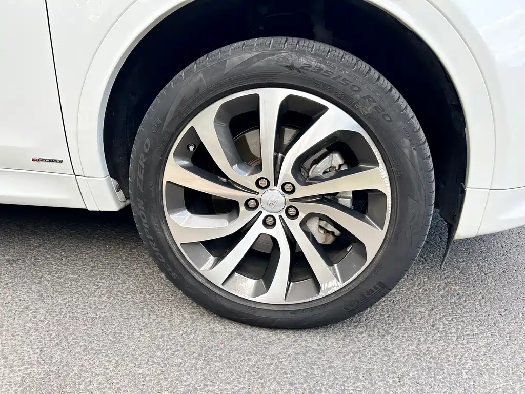 LAND ROVER DISCOVER SPORTS