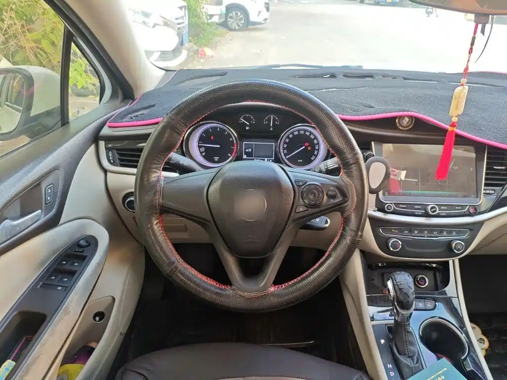 Buick Verano — миниатюра 6