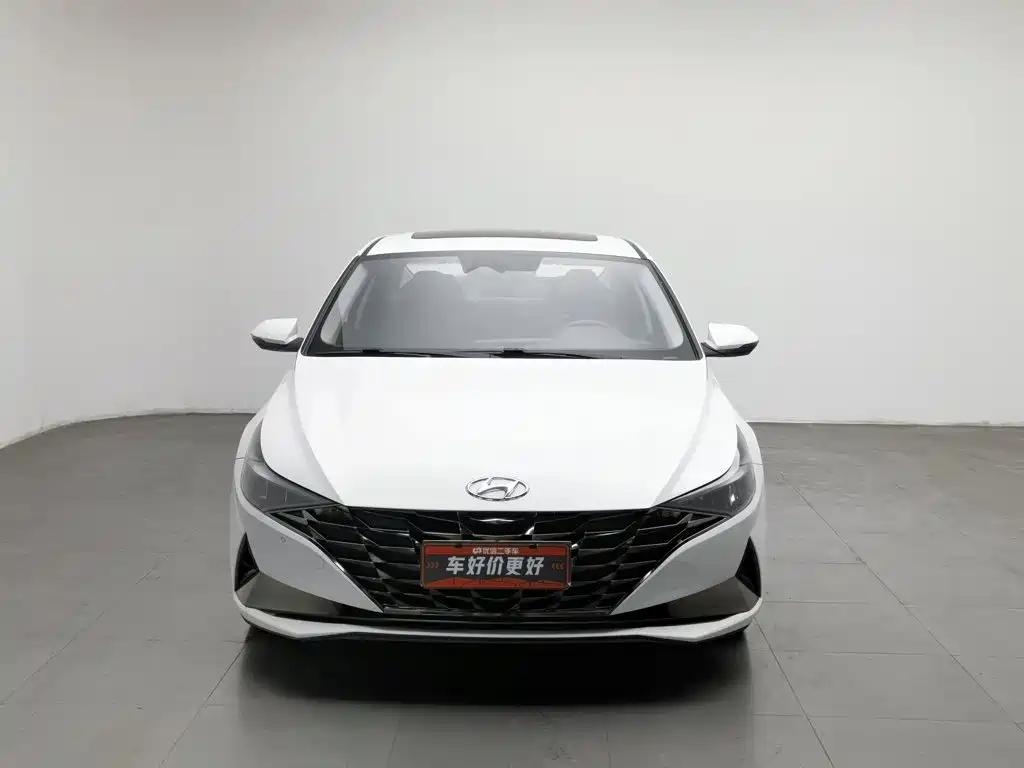 Hyundai Elantra — миниатюра 3
