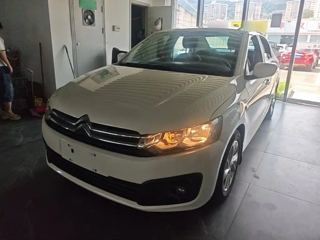 Citroen Elysee