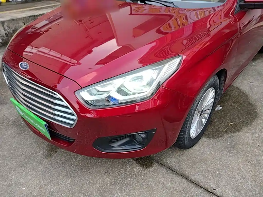 Ford Escort — миниатюра 24