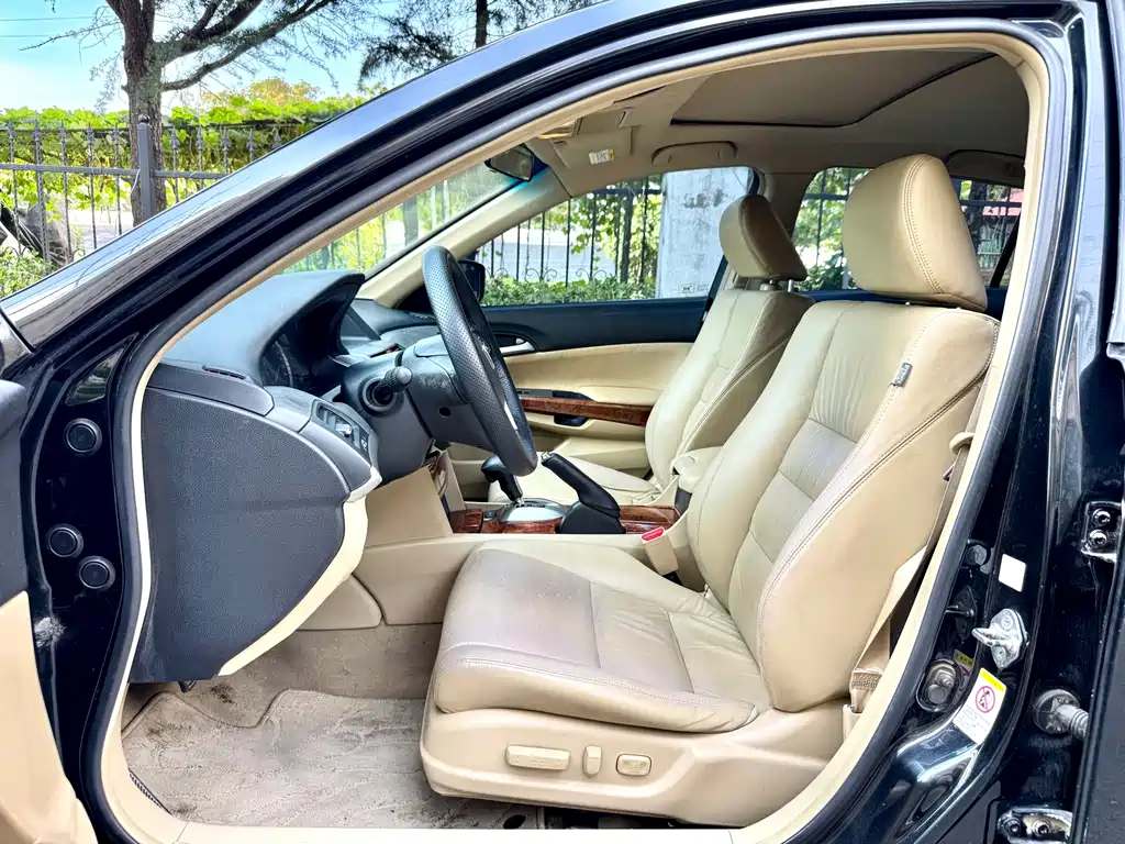 Honda Accord — миниатюра 15