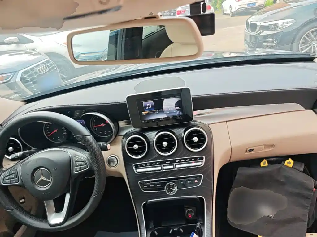 Mercedes-Benz C-Class — миниатюра 10