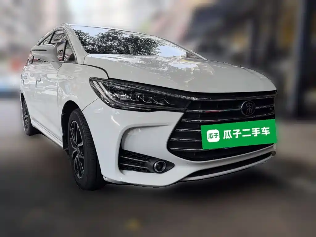 BYD MAX — миниатюра 24