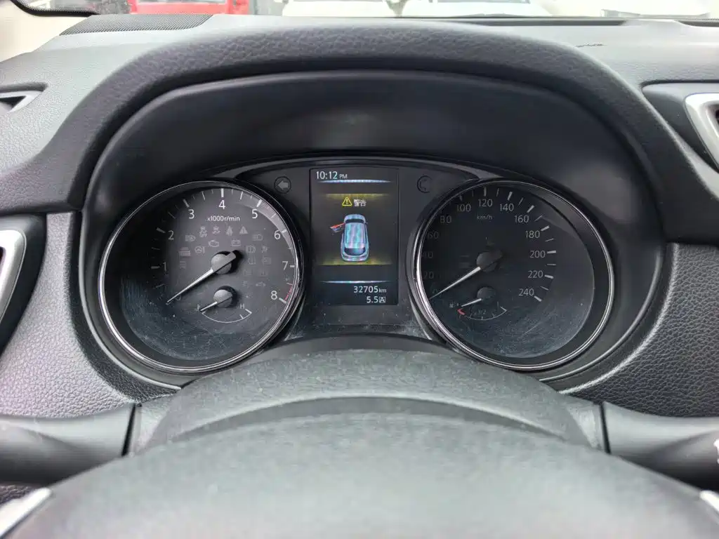 Nissan Qashqai — миниатюра 11