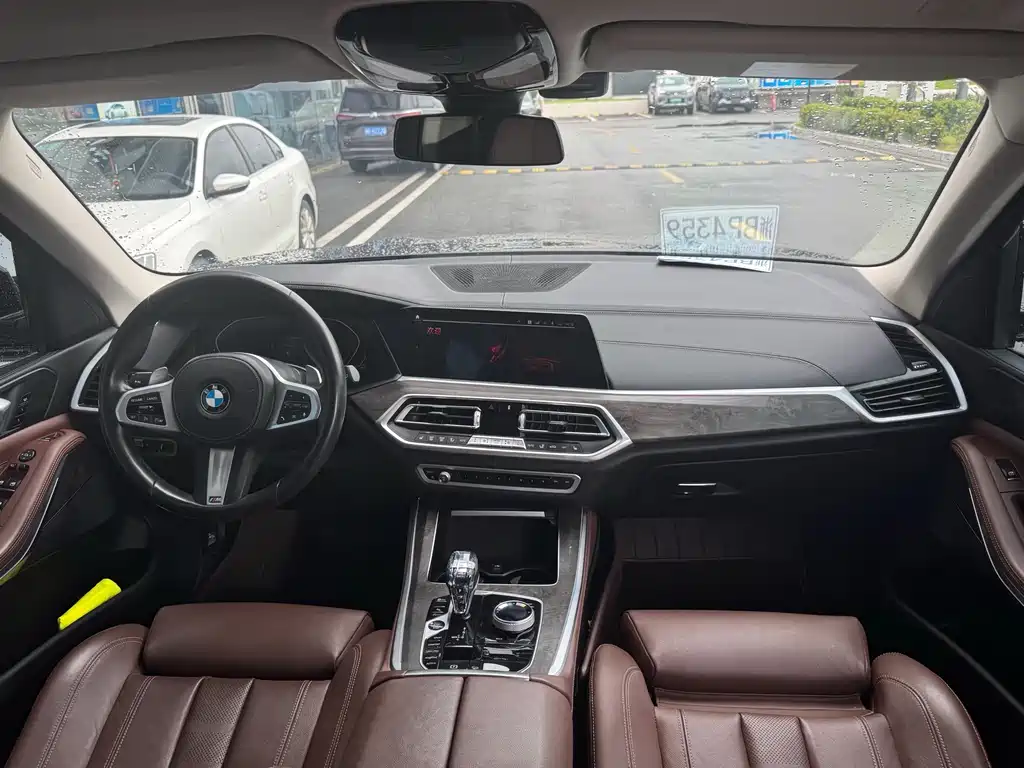 BMW X5 (Import) — миниатюра 8