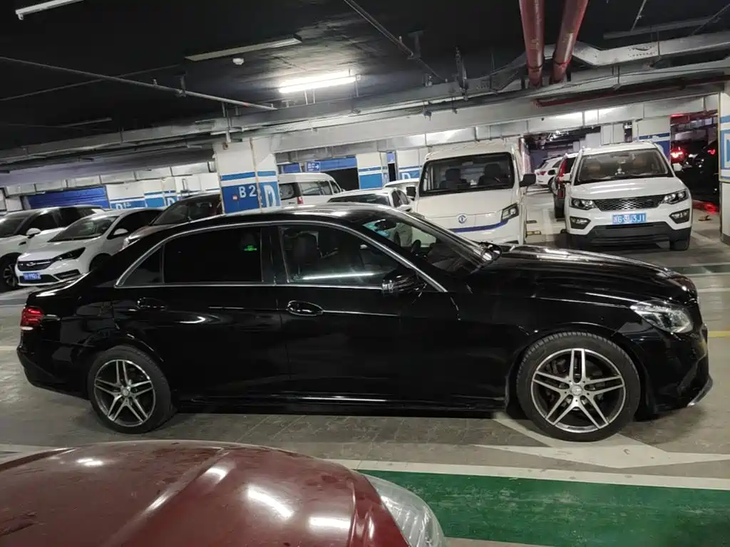 Mercedes-Benz E-Class — миниатюра 26