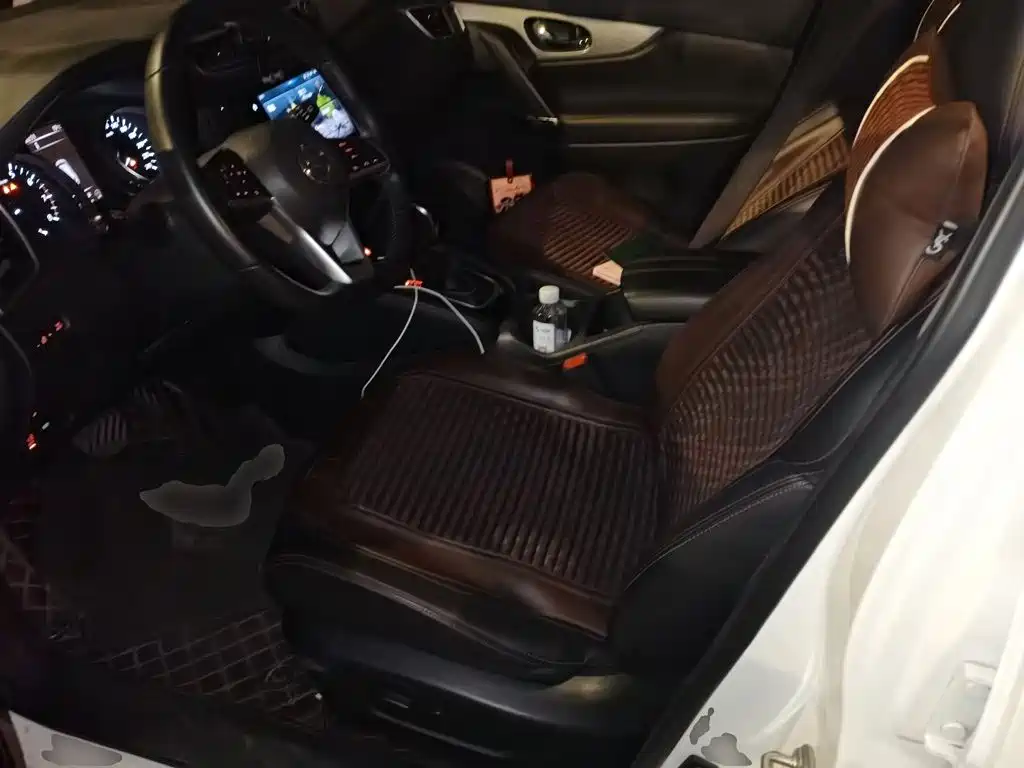 Nissan Qashqai — миниатюра 11