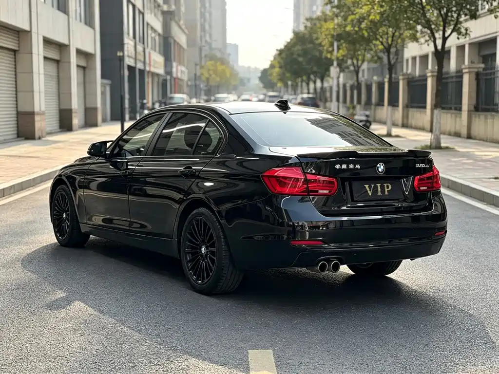 BMW 3 Series — миниатюра 7