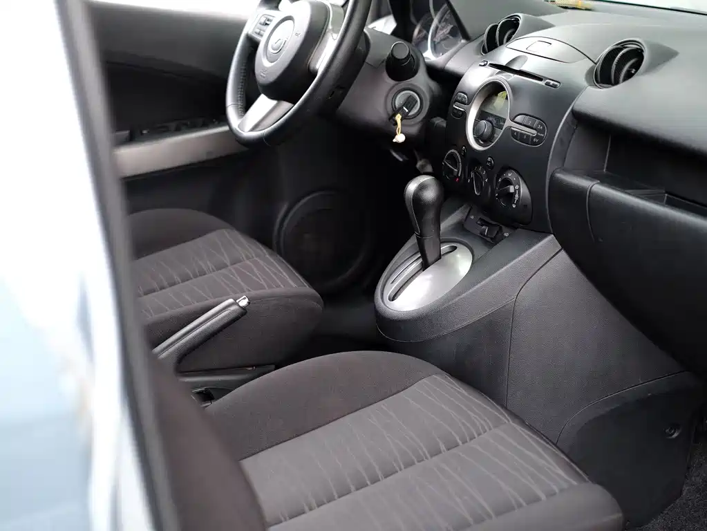 Mazda 2 Dazzle Dynamic 1.5L Auto Luxury Edition, фото 58