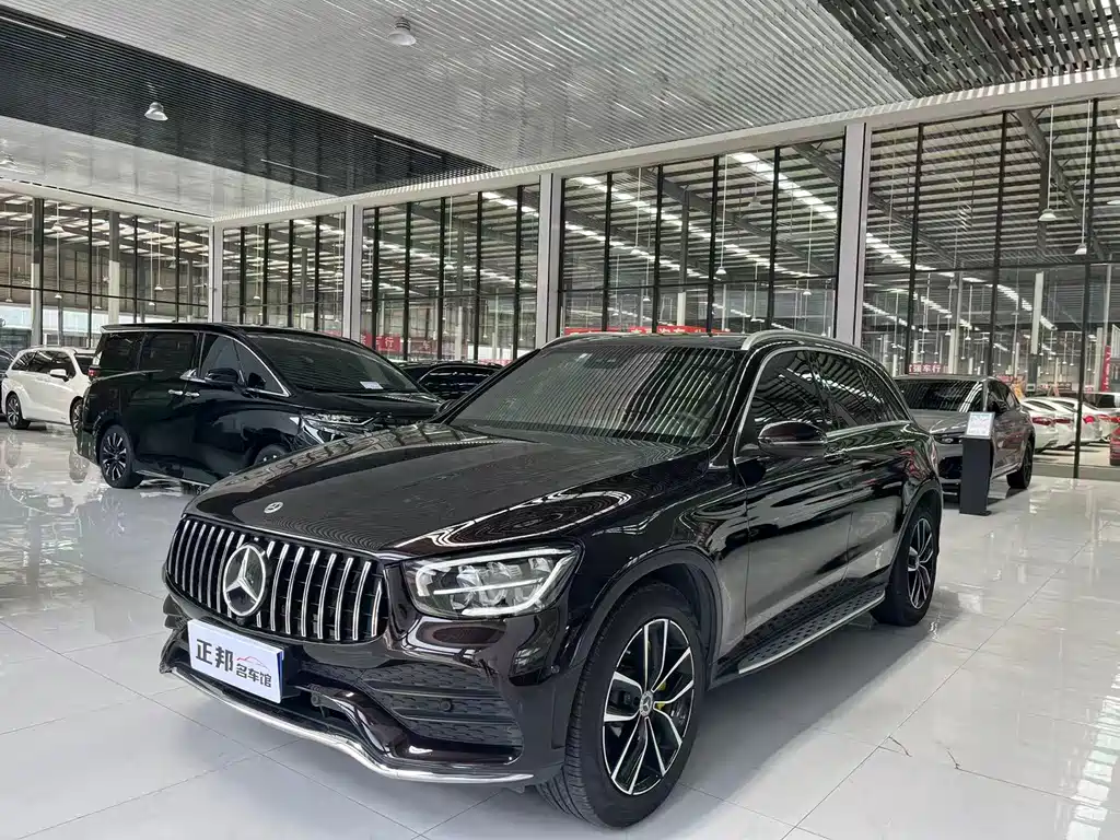 Купить Mercedes-Benz GLC