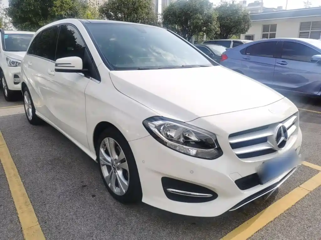 Mercedes-Benz B-Class — миниатюра 4
